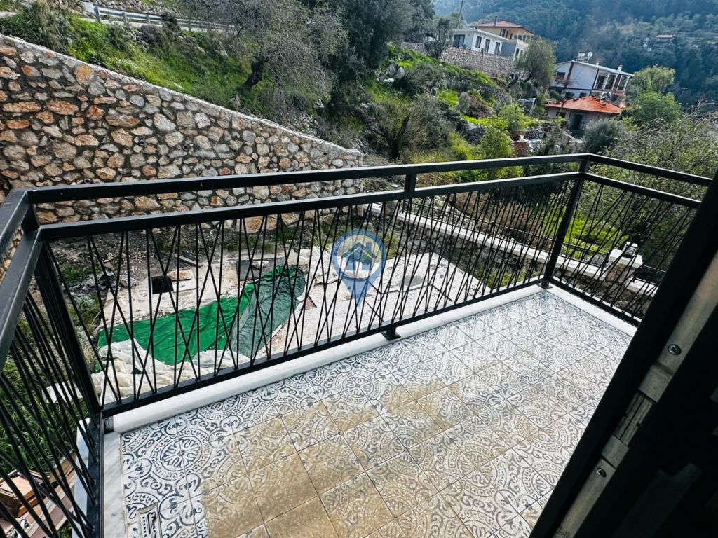 MARMARİS SÖĞÜTTE SATILIK MÜSTAKİL EV