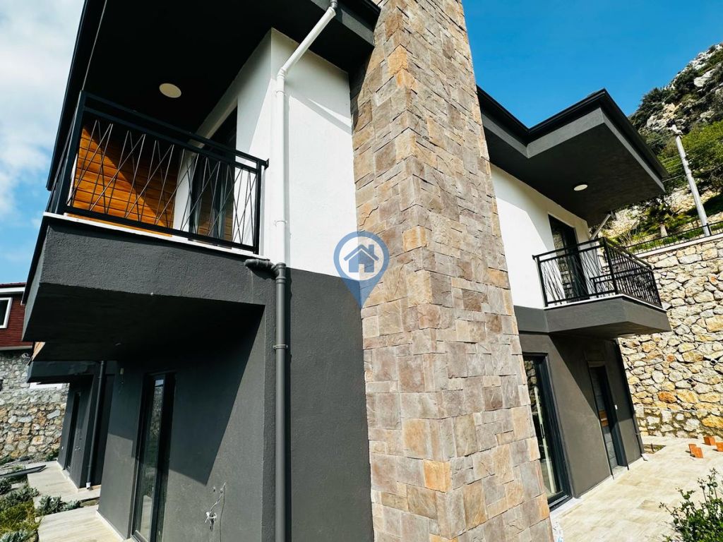 MARMARİS SÖĞÜTTE SATILIK MÜSTAKİL EV