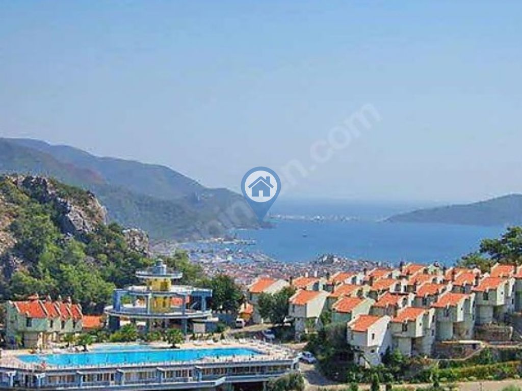ORMAN TEKNIKER SITESINDE KÖŞE KONUM ÖNÜ AÇIK SATILIK EV