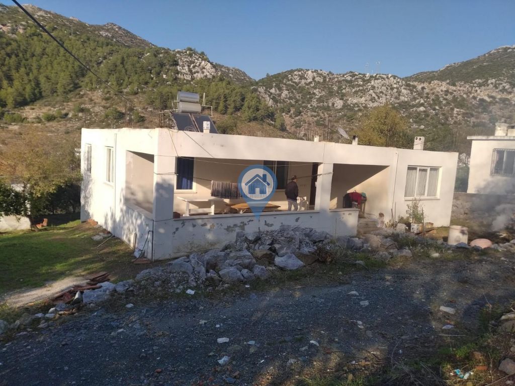 SU GAYRİMENKULDEN SÖĞÜTTE İKİ VİLLALIK ARSA