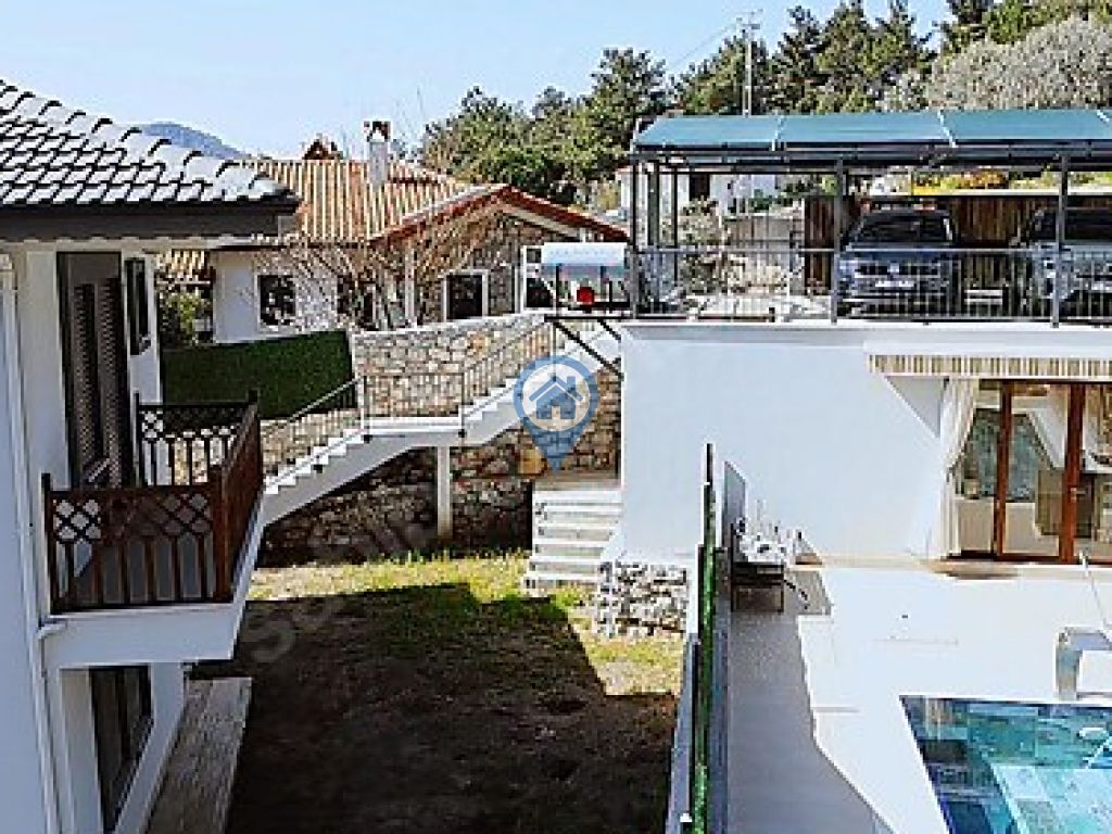 HİSARÖNÜNDE SATILIK 4+1 YENİ VİLLA