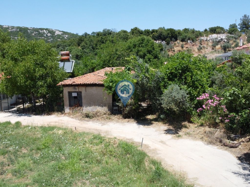 SU GAYRIMENKUL MUĞLA YENICEDE SATILIK EV VE ARSASI
