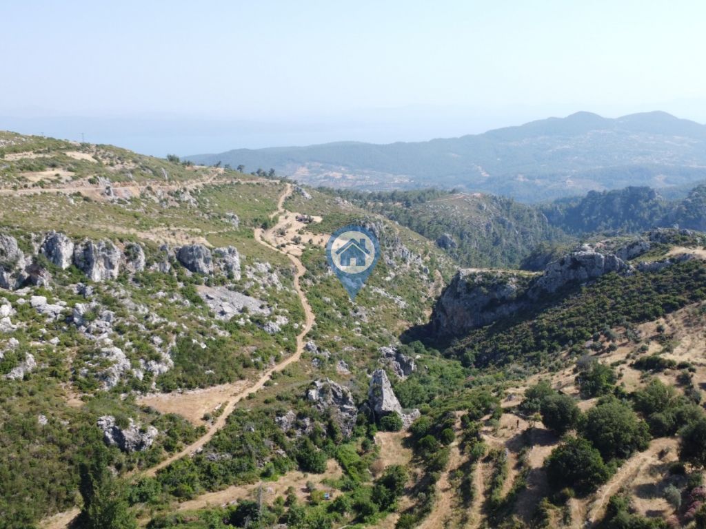 SU GAYRIMENKUL ZEYTIN KÖYDE DENIZ MANZARALI İMARLI SATILIK ARSA