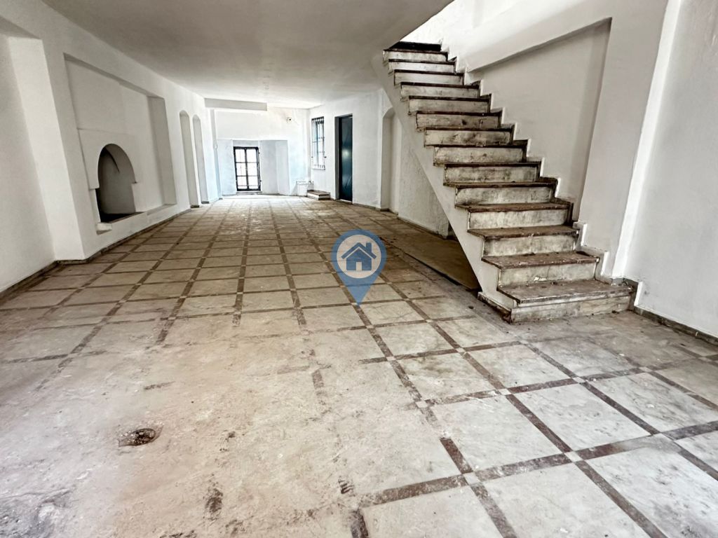 SU EMLAK MARİNADA SATILIK KOMPLE TAŞ BİNA