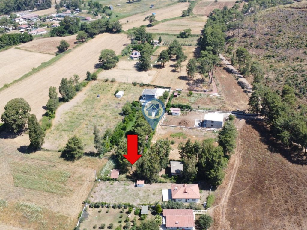 HISARÖNÜNDE DENIZE YAKIN 600M2 İÇINDE SATILIK EV VE ARSASI