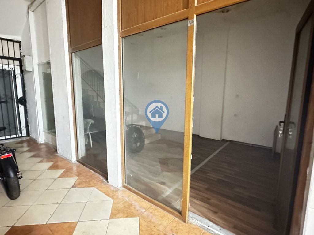 SU EMLAK TEPE MAHALLESI PASAJ IÇI SATILIK IKI DÜKKAN