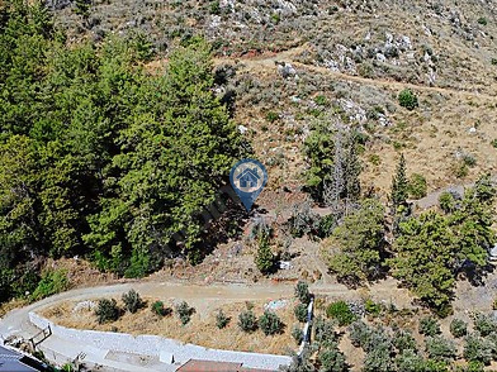 HİSARÖNÜ MAHALLESİNDE İMARLI ARSA