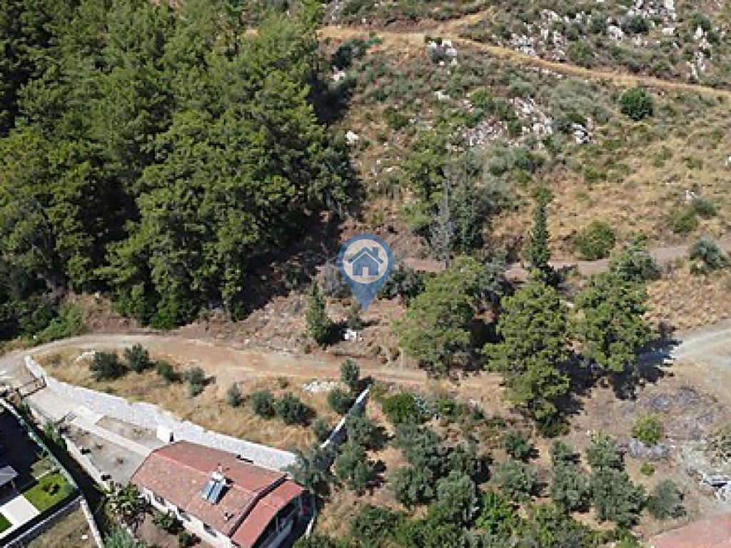 HİSARÖNÜ MAHALLESİNDE İMARLI ARSA