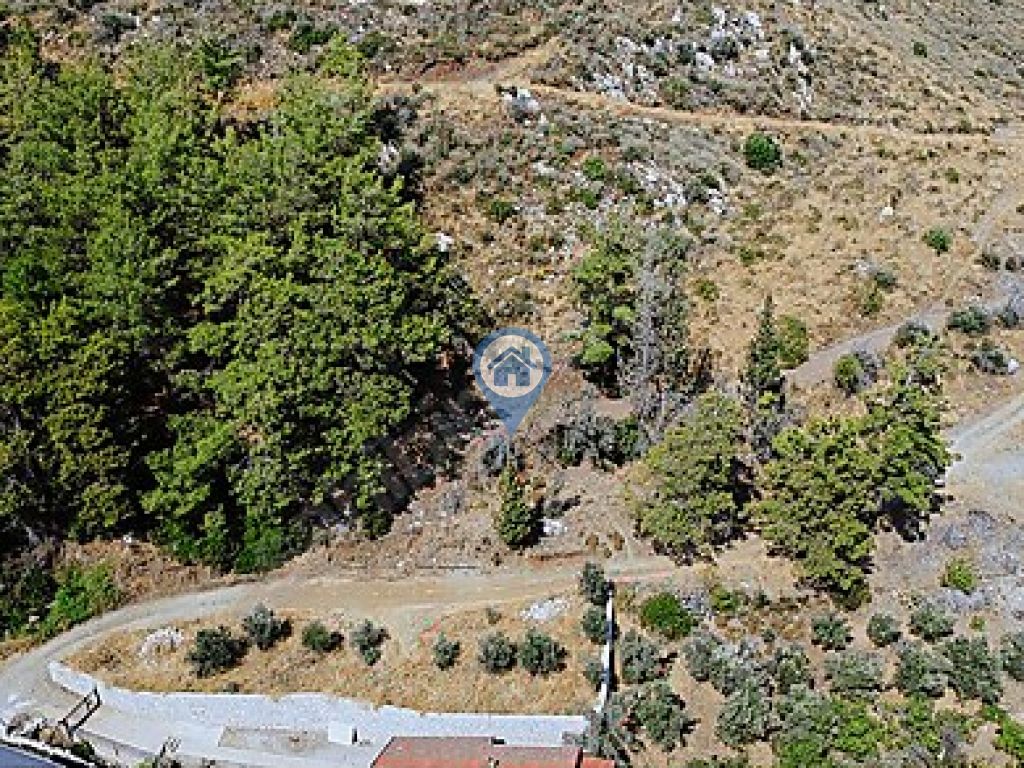 HİSARÖNÜ MAHALLESİNDE İMARLI ARSA