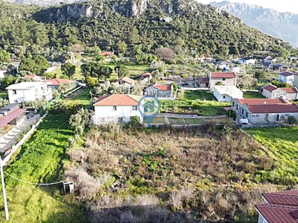 MARMARİS SÖĞÜT KÖYÜNDE MÜSTAKİL EV