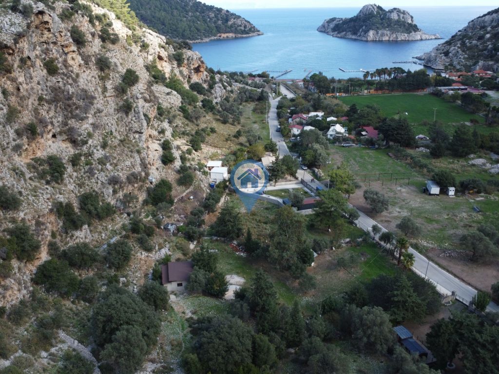 MARMARİS ÇİFTLİK KOYUNDA SATILIK TARLA