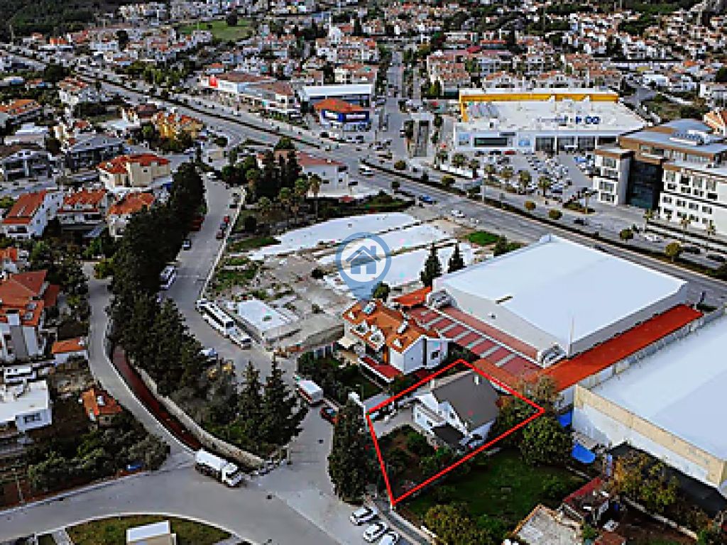 ARMUTALANDA 540M2 ARSA İÇINDE SATILIK MÜSTAKIL 3+1 VILLA