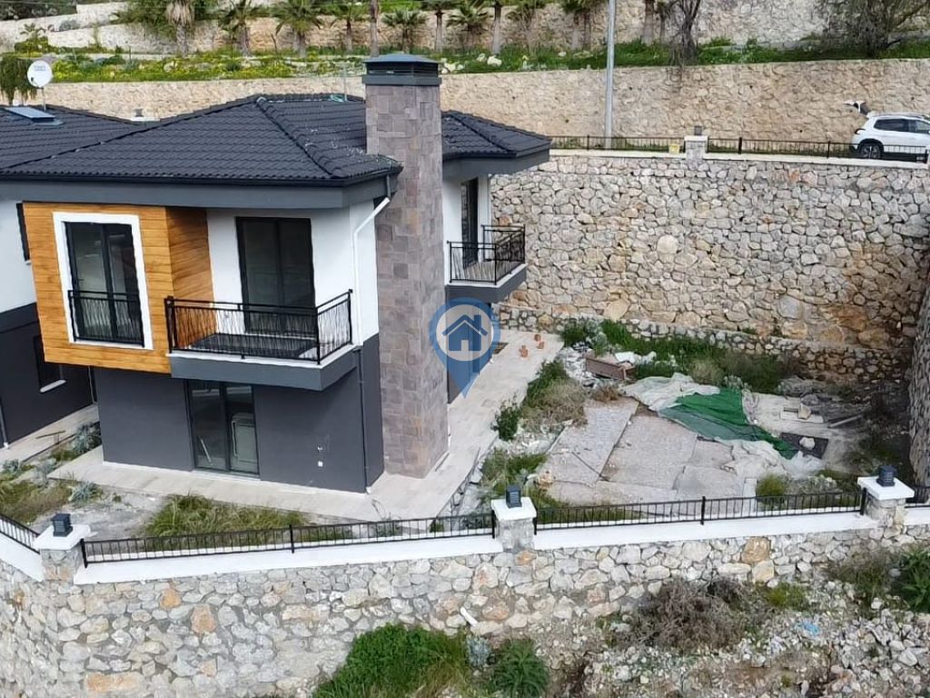 MARMARİS SÖĞÜTTE SATILIK MÜSTAKİL EV