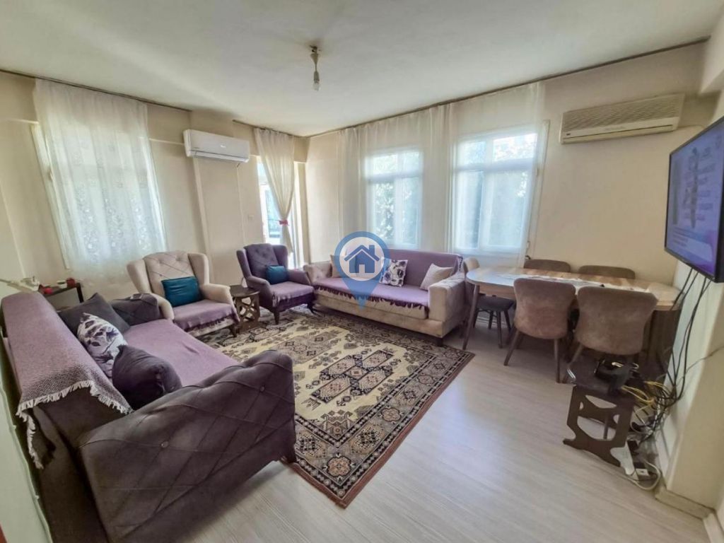 19MAYIS MEYDANINA YAKIN ŞEHRİN MERKEZİNDE 2+1 SATILIK 75M2 DAİRE