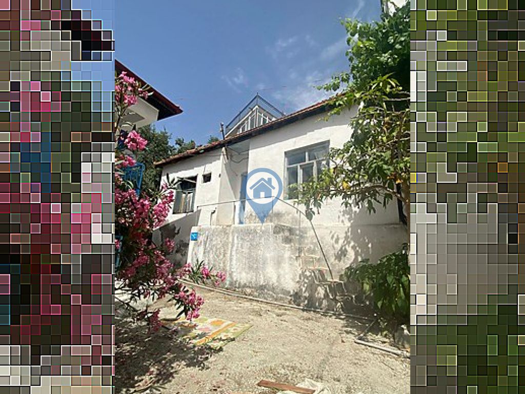 EGENIN İNCISI BOZBURUNDA MÜSTAKIL PARSEL İÇINDE SATILIK EV