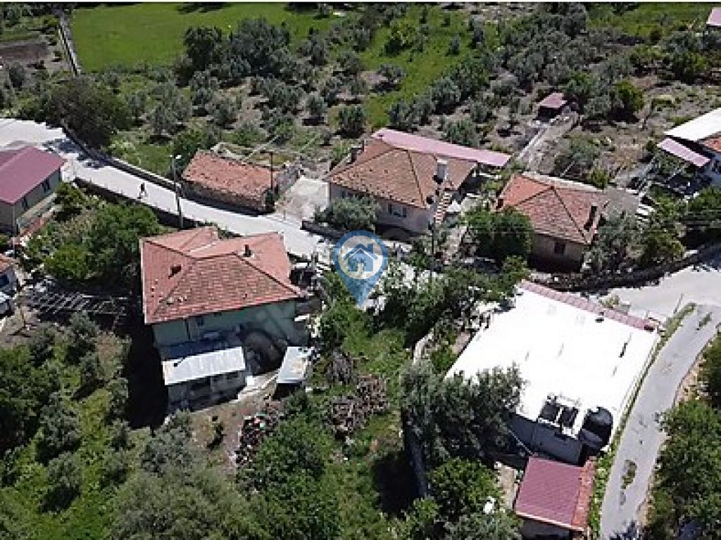 MARMARIS SÖĞÜTTE KIRSAL YERLEŞIK ALANDA SATILIK 284 M2 TARLA