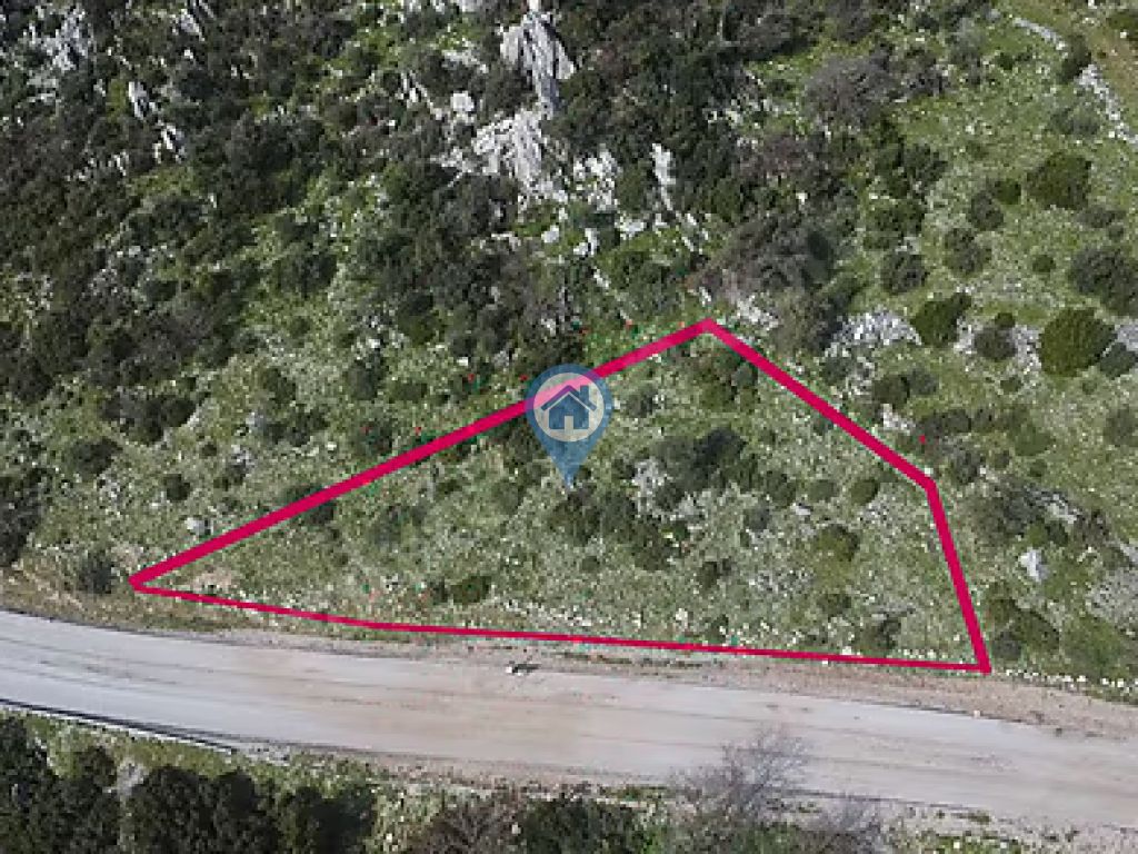 BAYIR KÖYÜNDE YOLA CEPHELI SATILIK 1.195 M2 TARLA