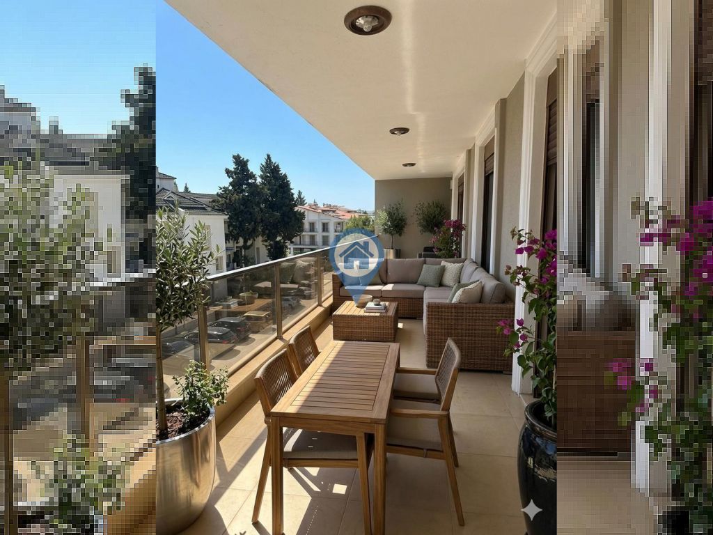 ARMUTALANDA ÖZEL OTOPARK VE HAVUZLU 3+1 DUBLEX 140M2 GENİŞ DAİRE