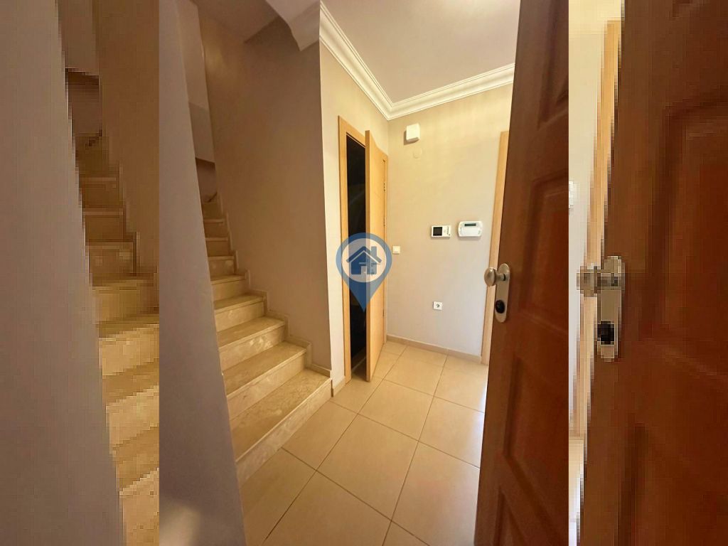 ARMUTALANDA ÖZEL OTOPARK VE HAVUZLU 3+1 DUBLEX 140M2 GENİŞ DAİRE