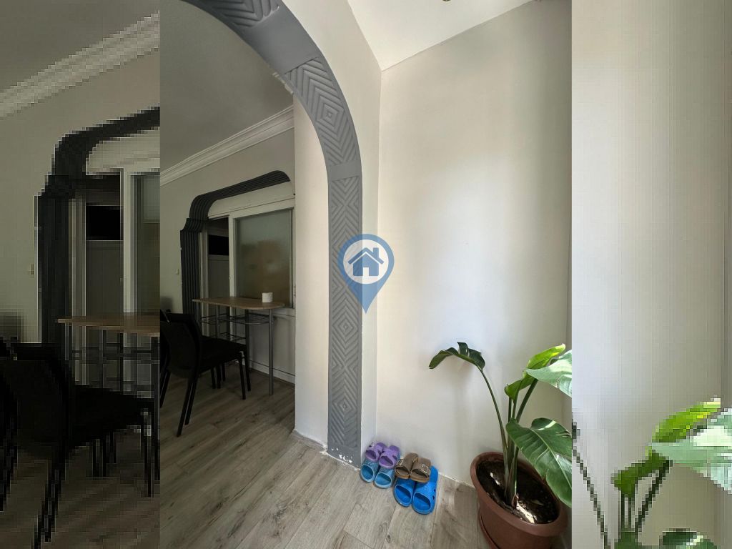 BELDİBİNDE 3KATLI, BAHÇELİ VE OTOPARKLI 4+1 MÜSTAKİL VİLLA