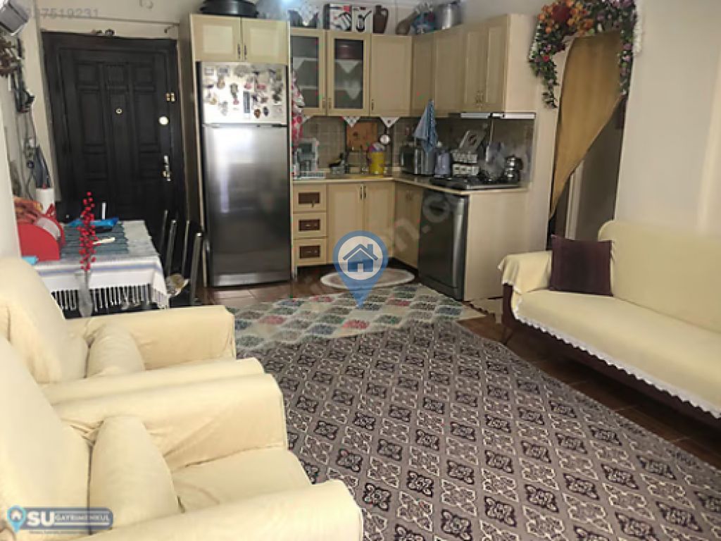 MARMARİS TEPE MAH. ÇARŞI İÇİNDE SATILIK 2+1 DAİRE